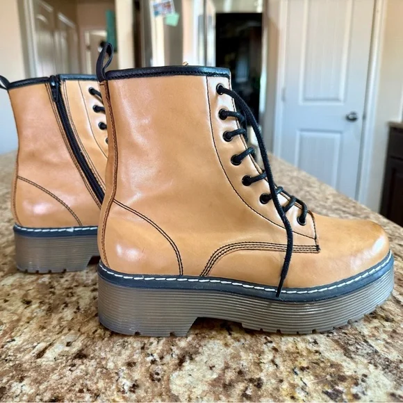 Roolee Camel Lace-Up Combat Boots - Picture 4 of 8